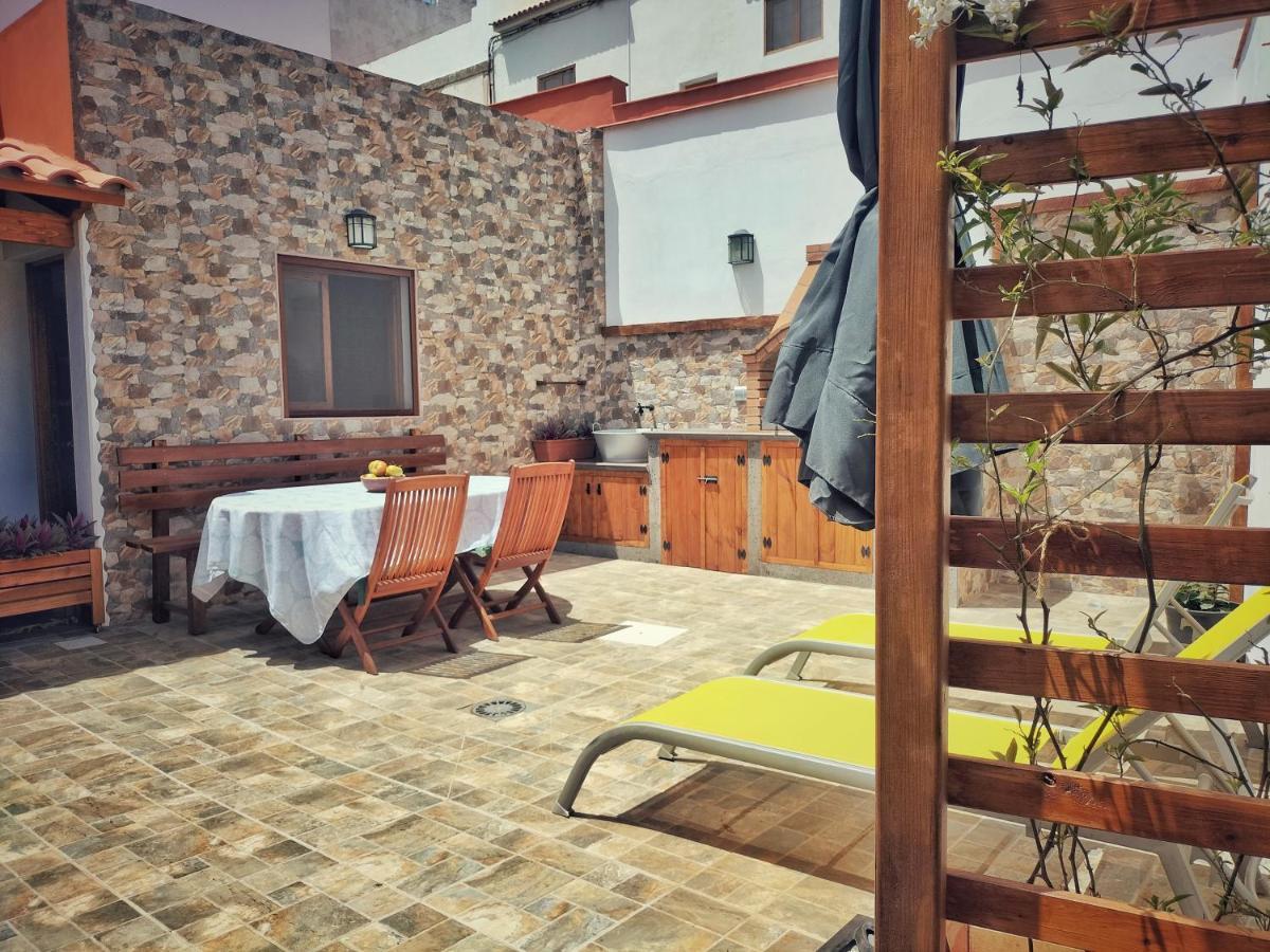 Casa En La Ladera - Real Vibe - Beach & Mountain San Nicolás المظهر الخارجي الصورة